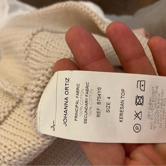 Johanna Ortiz Keresan Ruffle on shoulder size 4. Moda Operanti dust bag included - Picture 7 of 7